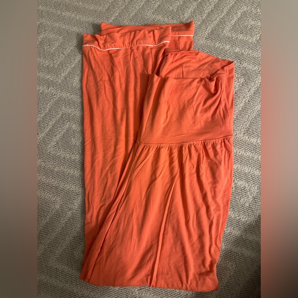 Old Navy cozy Maternity set - Picture 4 of 4
